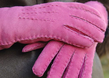 China Handschoenen van de Handcrafted de Warmste Schapehuid, de Vuisthandschoenen van het Lamsshearling van Handsewn Sueded van Vrouwen leverancier