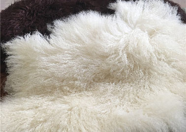 China Het lange de wol Mongoolse witte bont Materiral van Haar Natuurlijke krullende schapen voor bed werpt leverancier