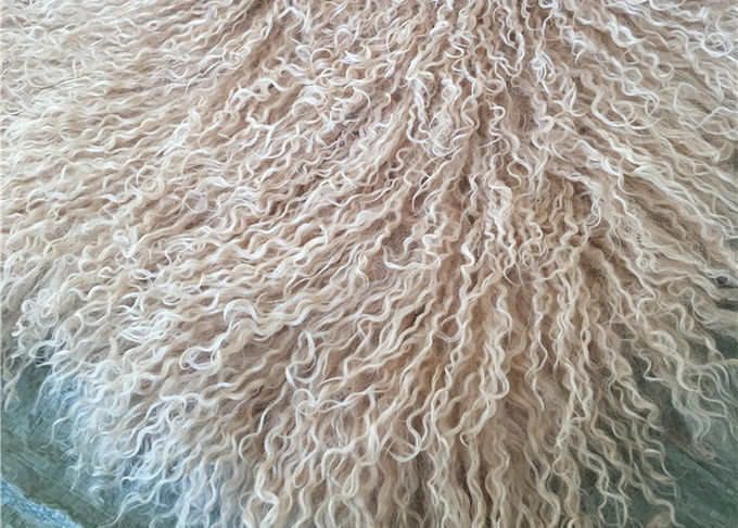 Lange van de Deken Natuurlijke Krullende Witte Schapen van de haarlamsvacht van de het Bont Mongoolse schapehuid de krukdekking